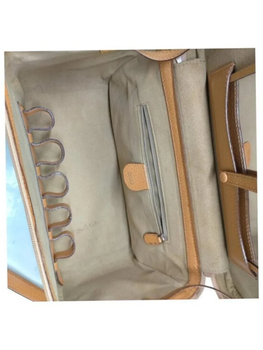 Authentic Vintage Gucci Bamboo Handle Gold Leather Vanity Case Shoulder Bag